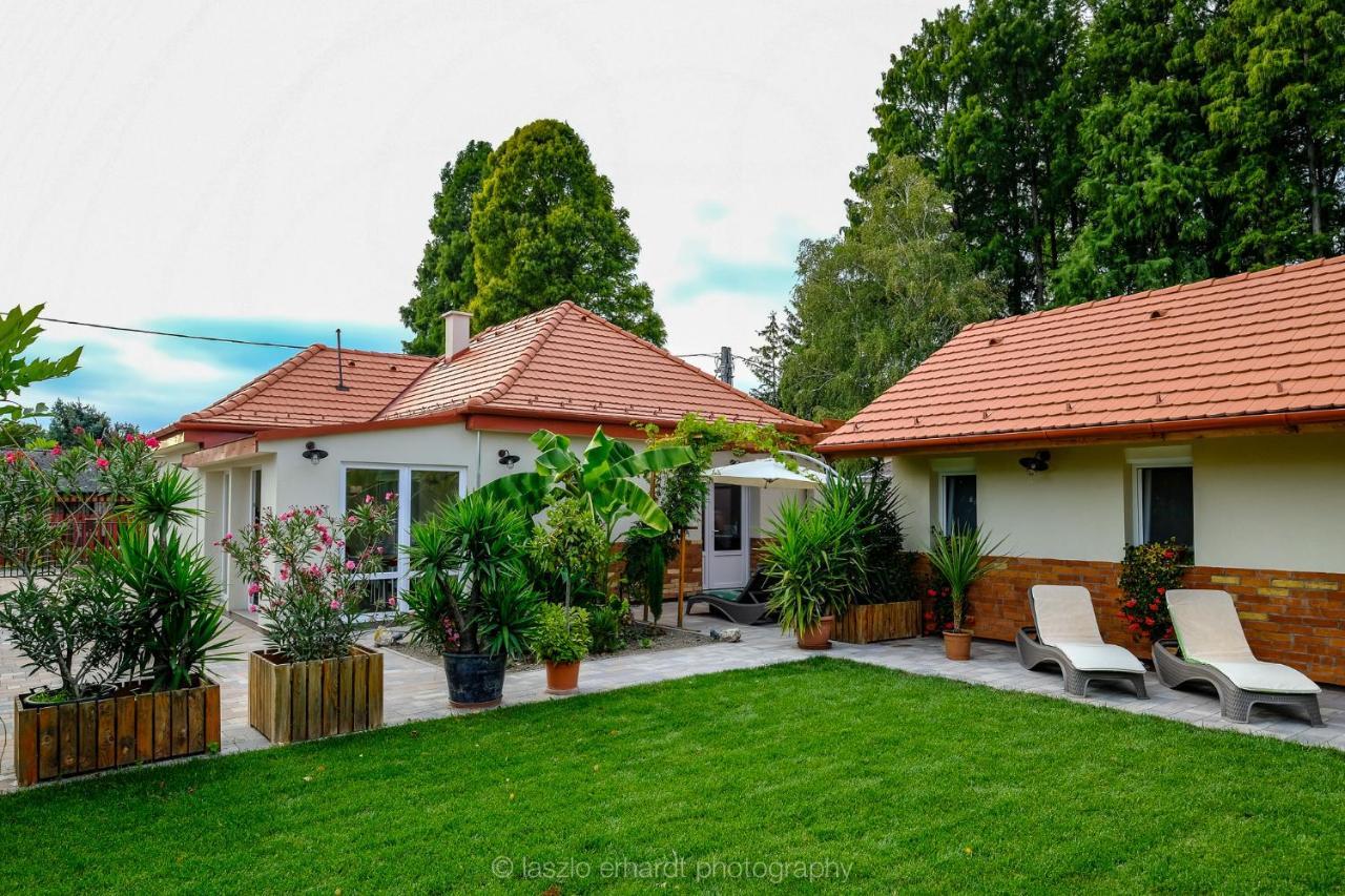Ciprus Porta Apartmanok Balatonkenese Esterno foto