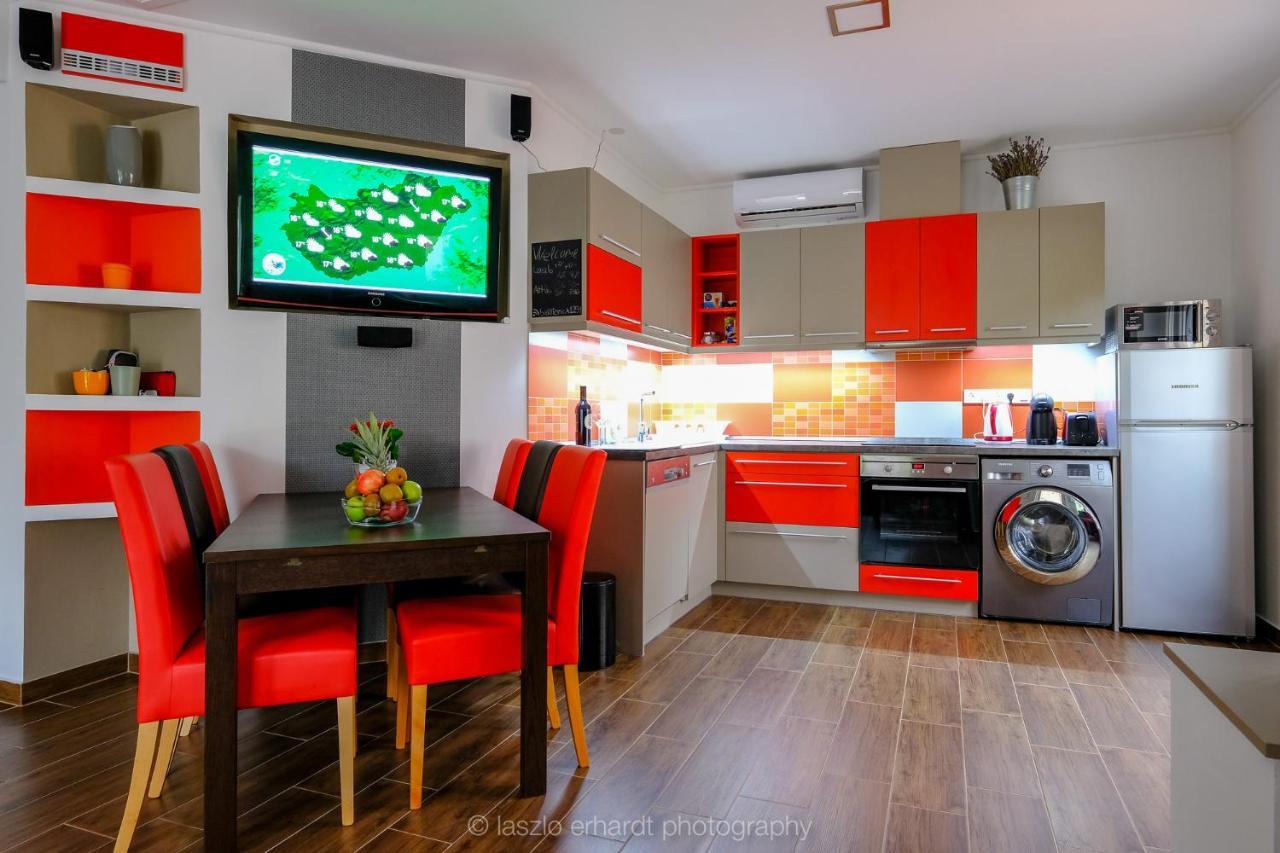 Ciprus Porta Apartmanok Balatonkenese Esterno foto