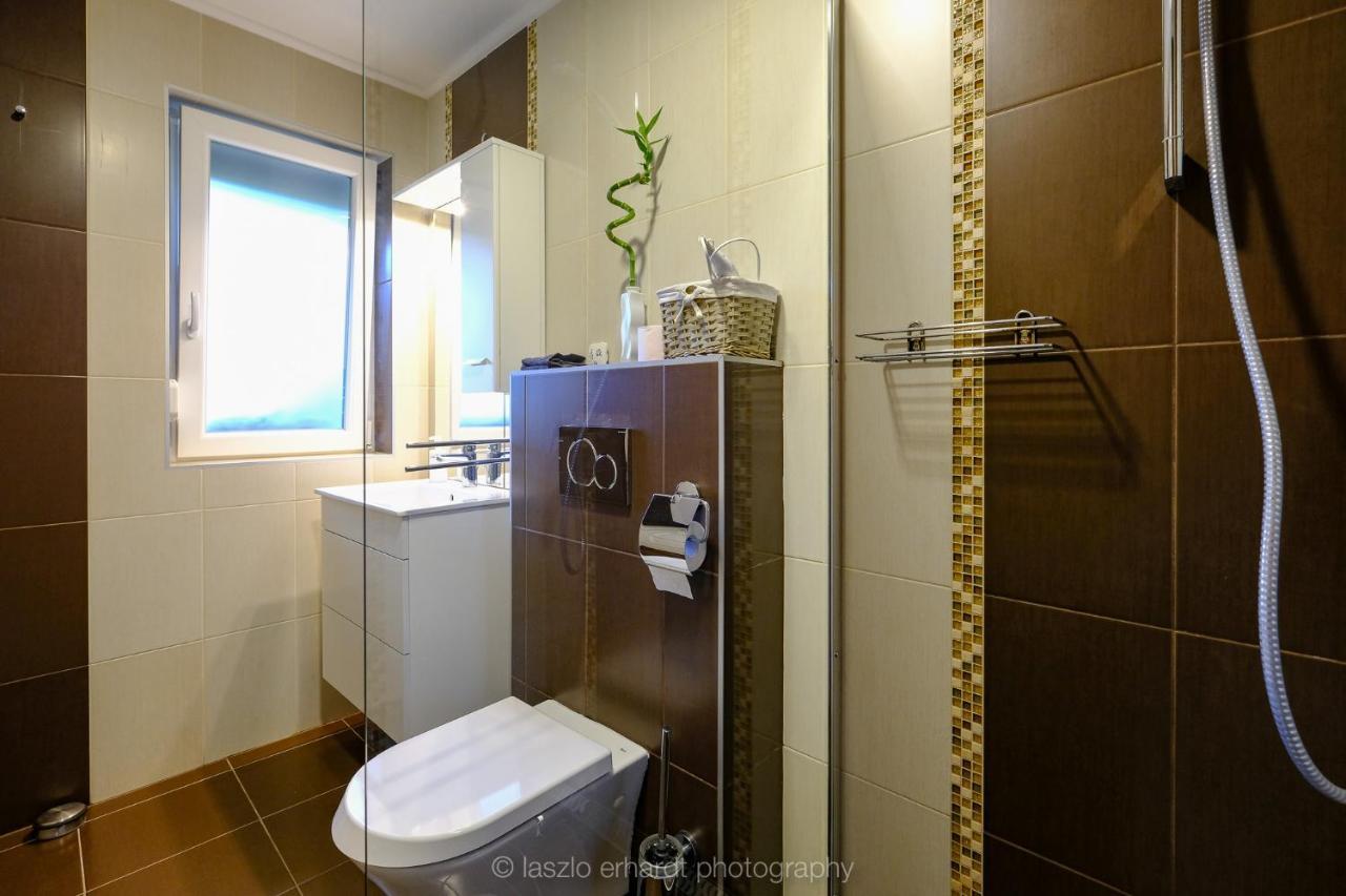 Ciprus Porta Apartmanok Balatonkenese Esterno foto