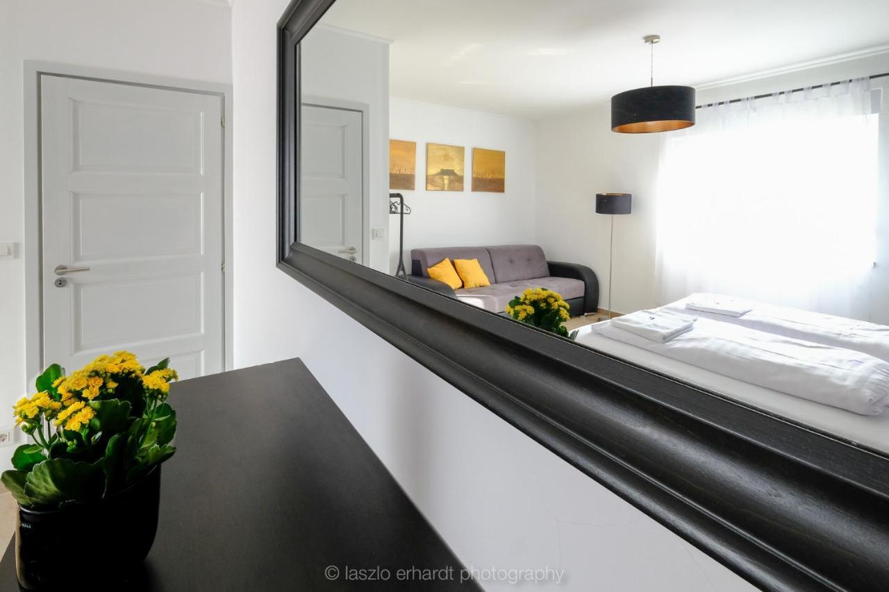 Ciprus Porta Apartmanok Balatonkenese Esterno foto